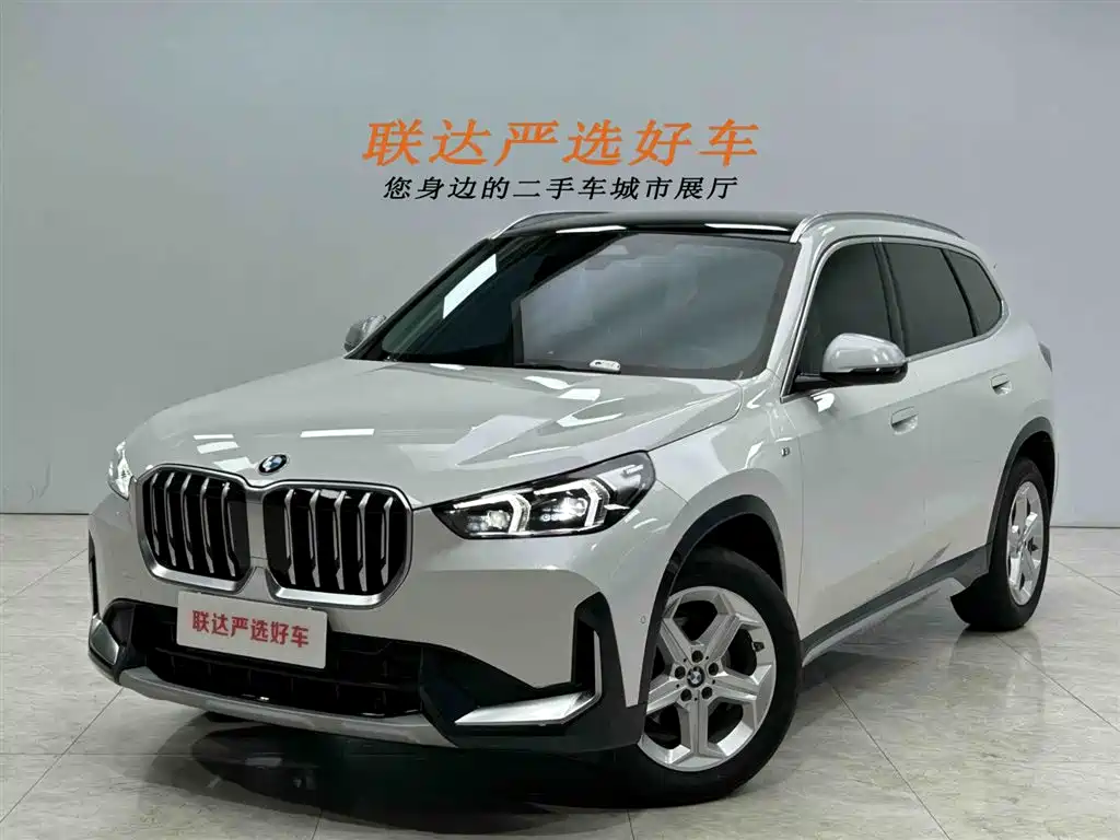 BMW X1 2023 — фото 1