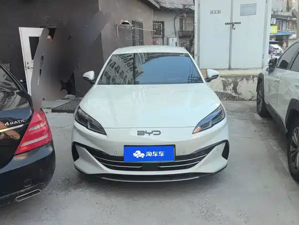 BYD Seal 06 2025