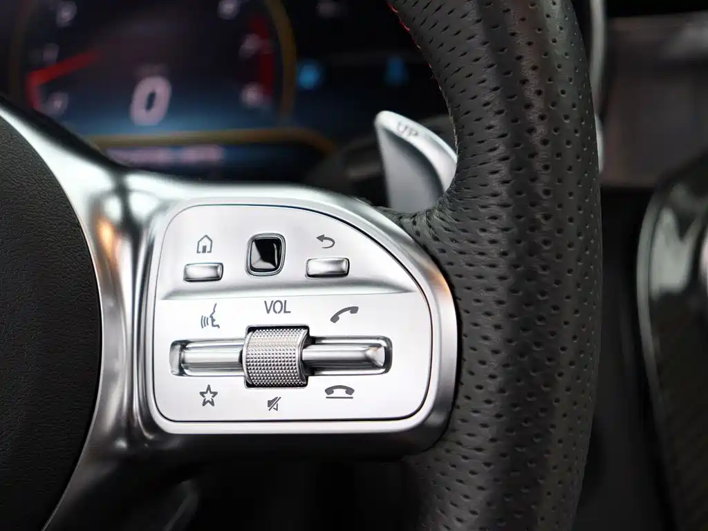 Mercedes-Benz C-Class AMG 2020 — фото 15