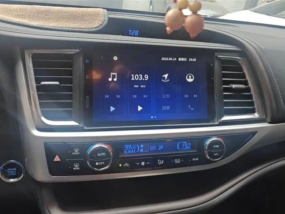 Toyota Highlander 2019 — фото 13