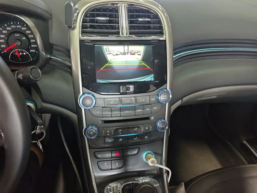 Chevrolet Malibu 2015 — фото 13