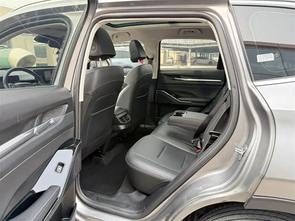 Haval H6 2023 — фото 17
