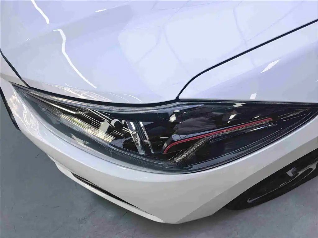 Hyundai Elantra 2020 — фото 13