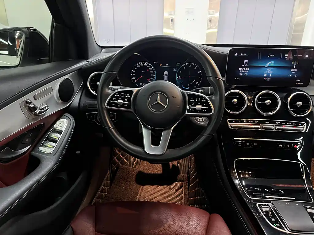Mercedes-Benz GLC Coupe 2020 — фото 7