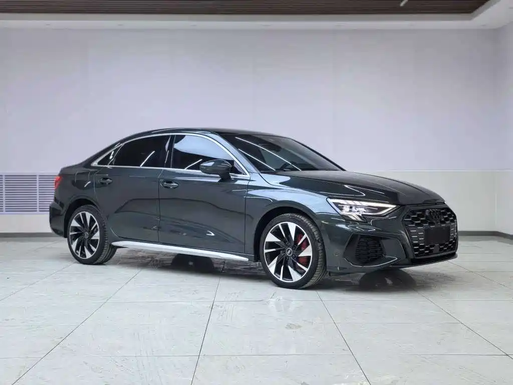 Audi A3 2023 — фото 3