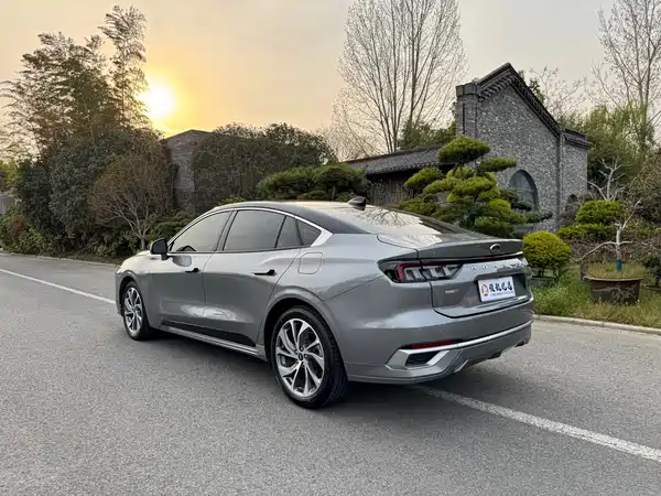 Ford Mondeo 2024