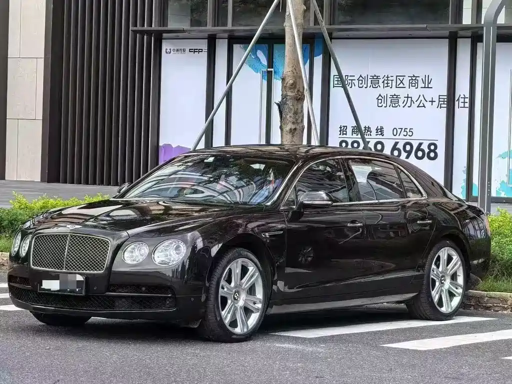 Bentley Flying Spur 2015 — фото 1