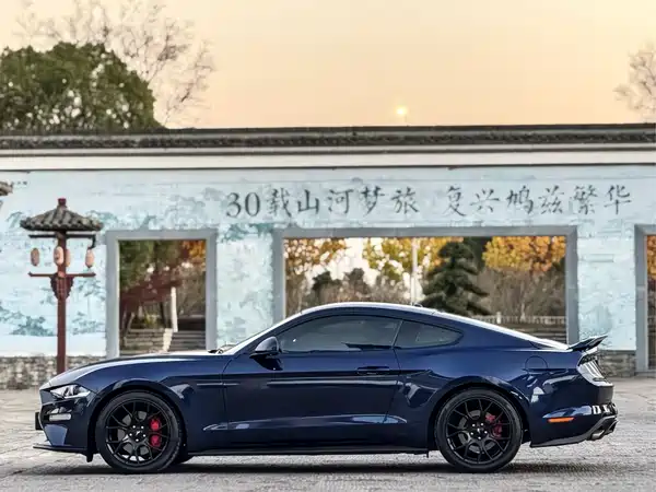 Ford Mustang 2020