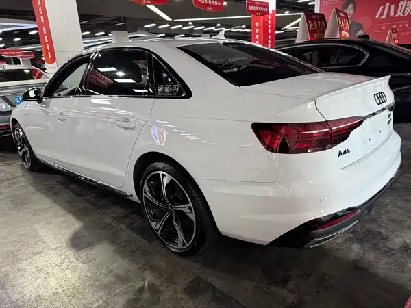 Audi A4L 2024