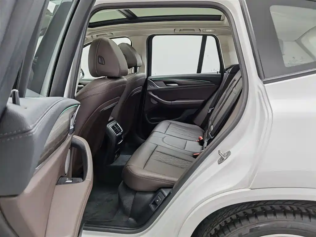 BMW X3 2022 — фото 15