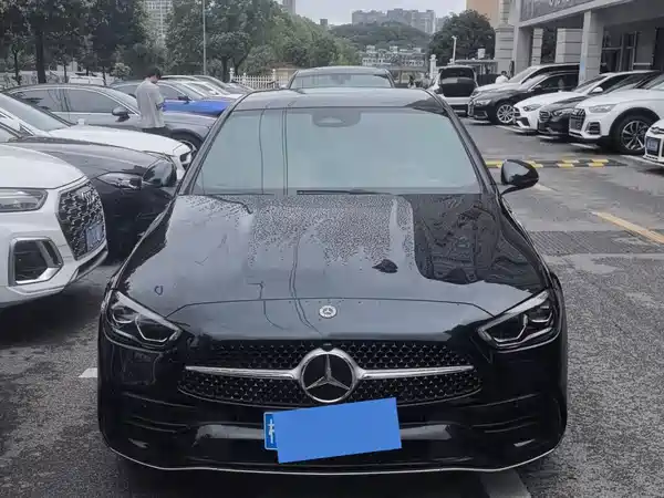 Mercedes-Benz C-Class 2022