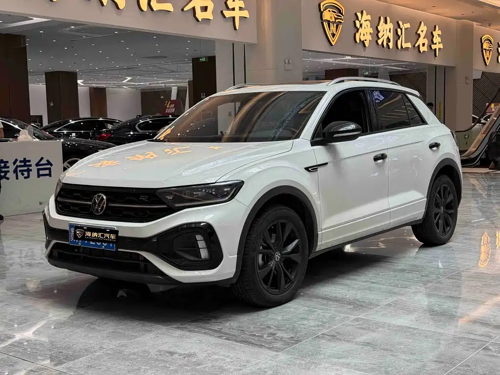 Volkswagen T-Roc 2025 — фото 1