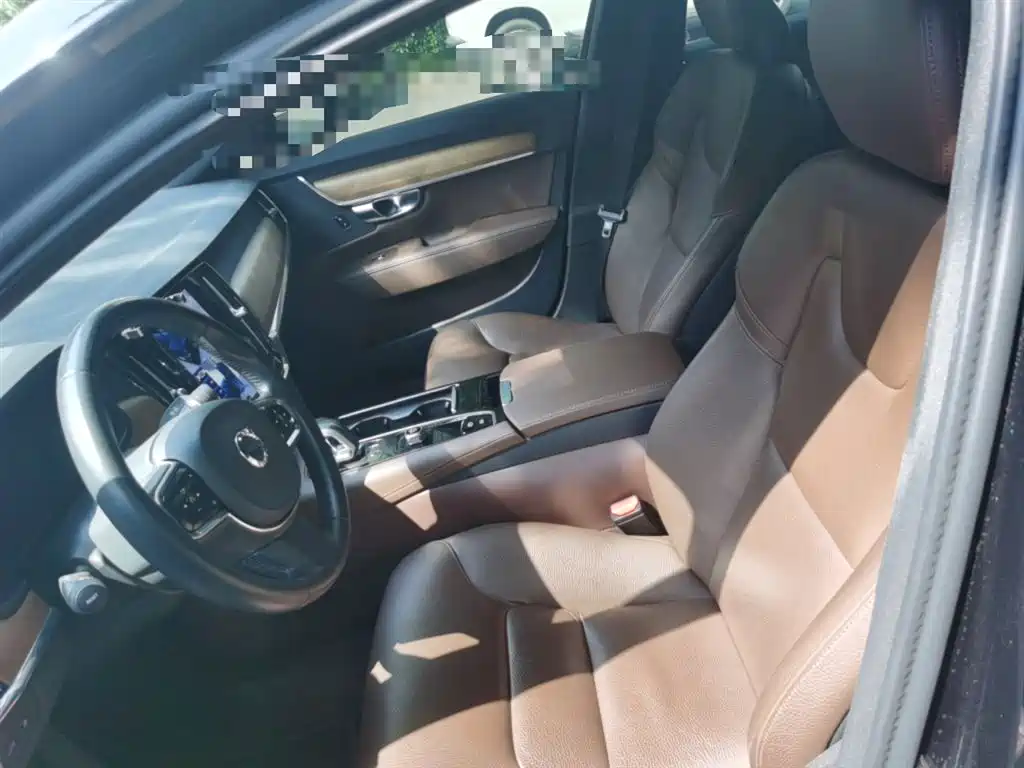 Volvo S90 PHEV 2021 — фото 16