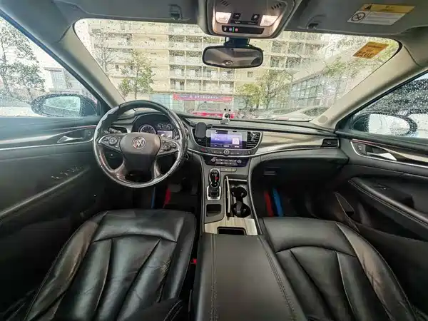 Buick LaCrosse 2021