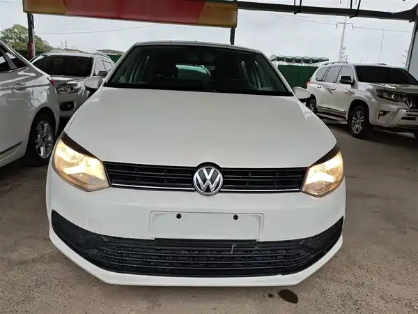 Volkswagen Polo 2016