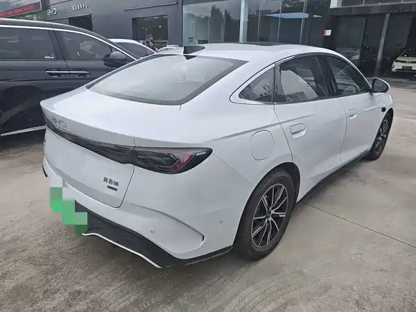 BYD Seal 06 2025