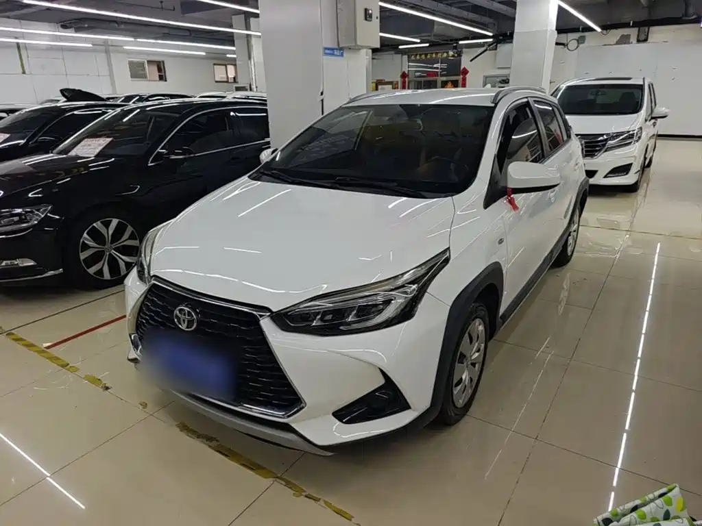 Toyota Yaris L 2020 — фото 2