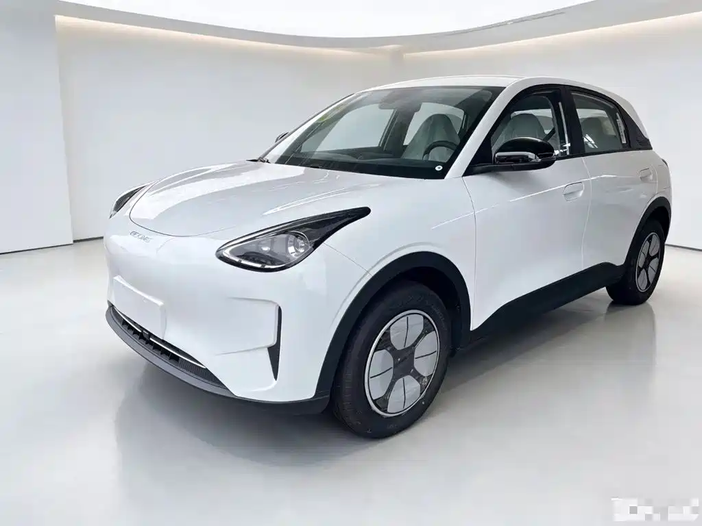 Geely Galaxy Starwish 2026 — фото 1