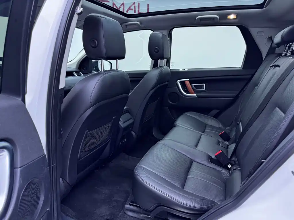 Land Rover Discovery Sport 2019 — фото 13