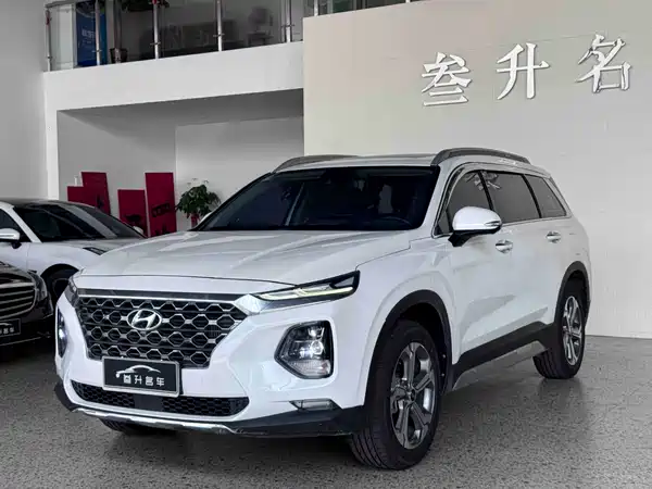 Hyundai Santa Fe 2022