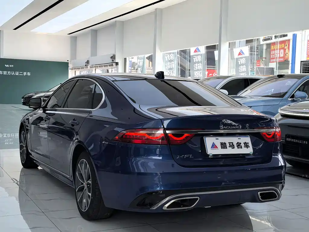 Jaguar XFL 2023 — фото 13