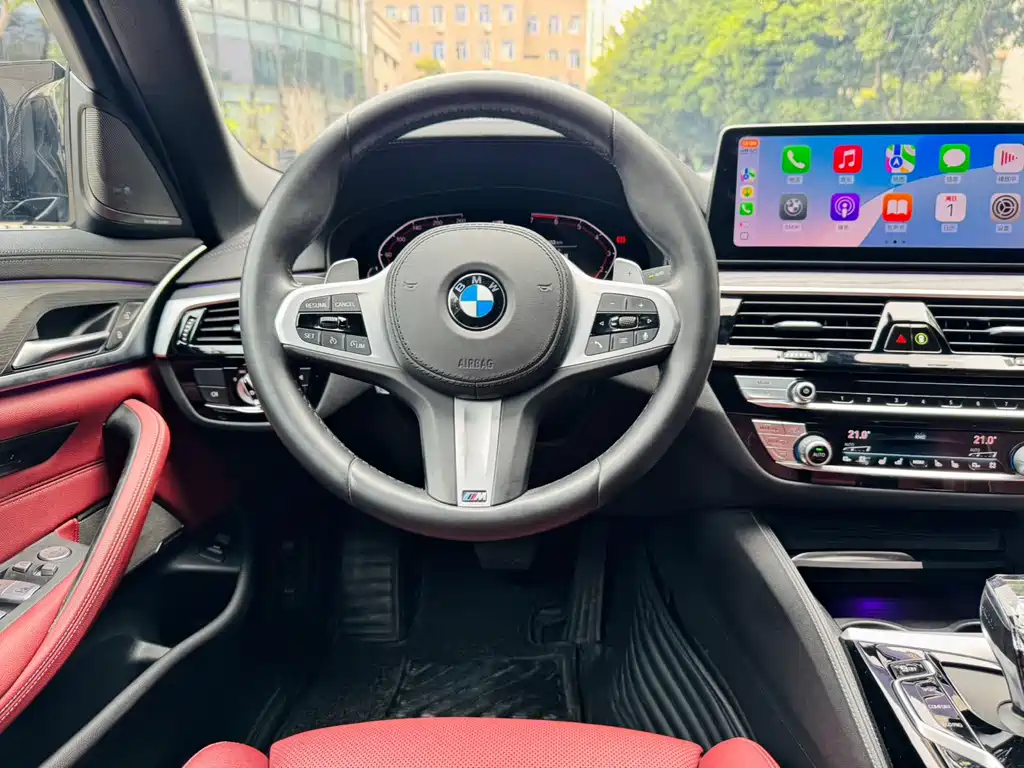 BMW 5 Series 2020 — фото 12