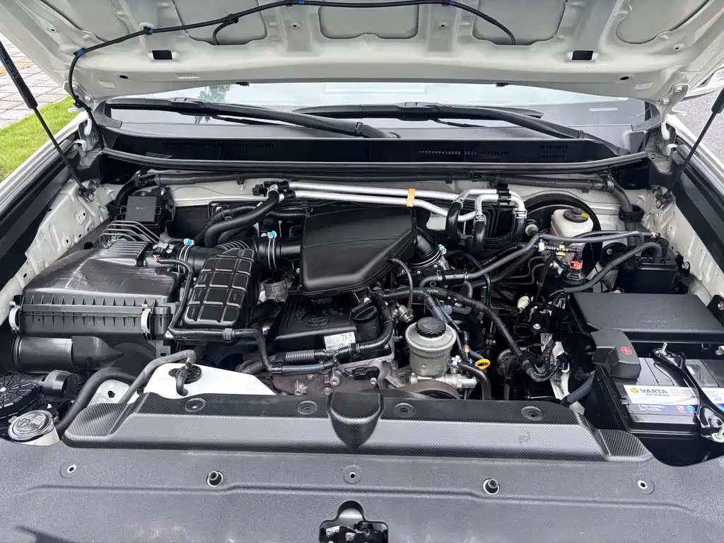 Toyota Prado 2015 — фото 15
