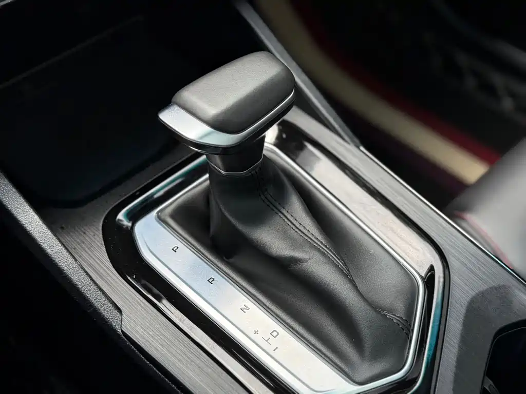 Geely Emgrand S 2021 — фото 17