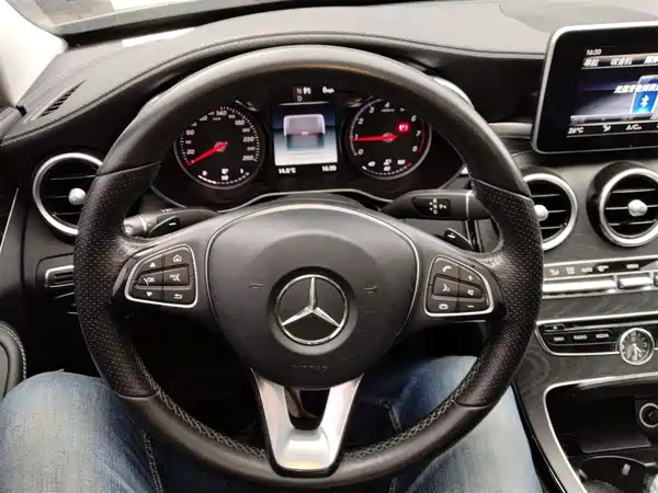Mercedes-Benz C-Class 2018