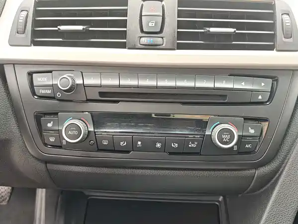 BMW 3 Series 2015