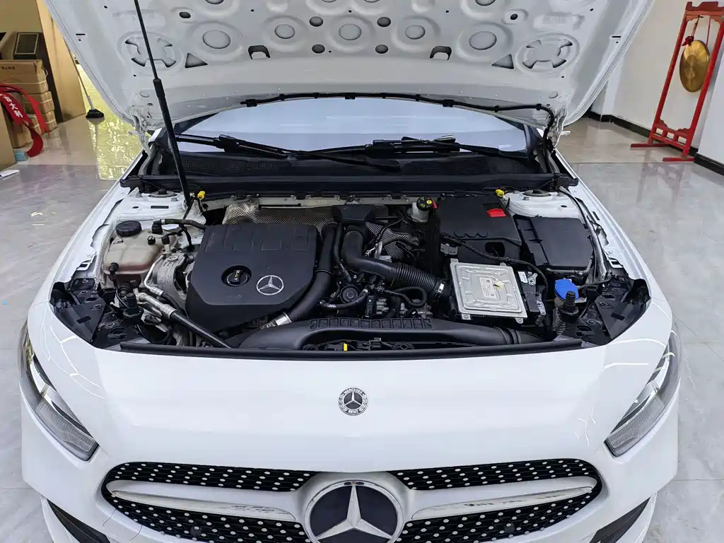 Mercedes-Benz A-Class 2019 — фото 14