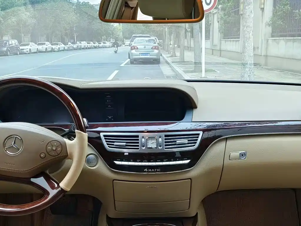 Mercedes-Benz S-Class 2010 — фото 14