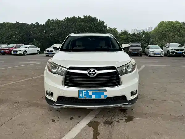 Toyota Highlander 2016