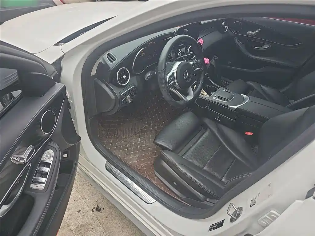 Mercedes-Benz C-Class 2020 — фото 12