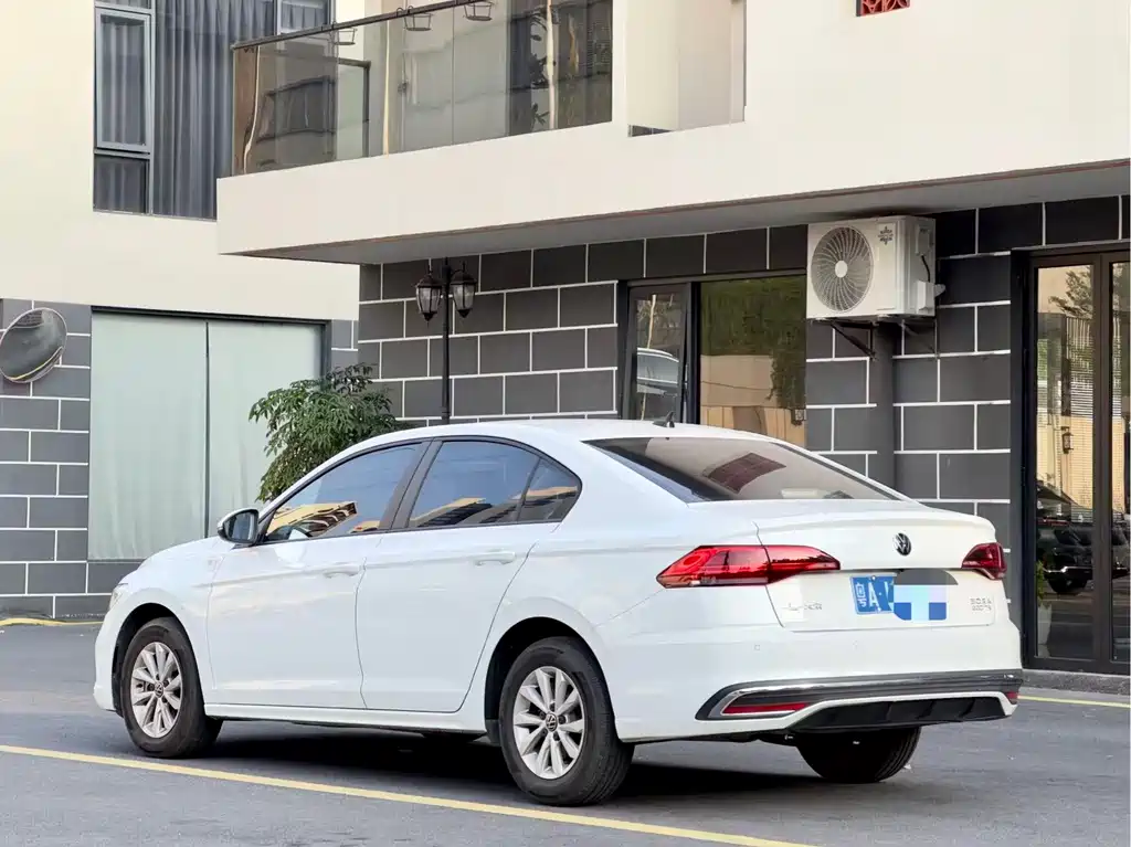 Volkswagen Bora 2024