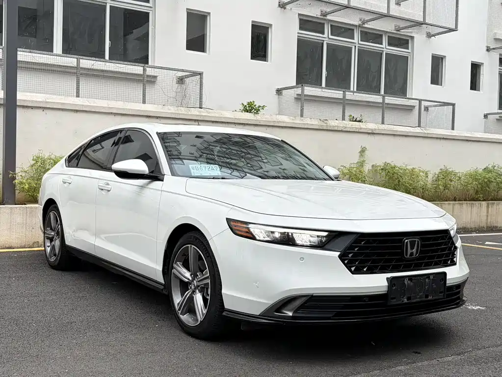 Honda Accord 2024 — фото 3