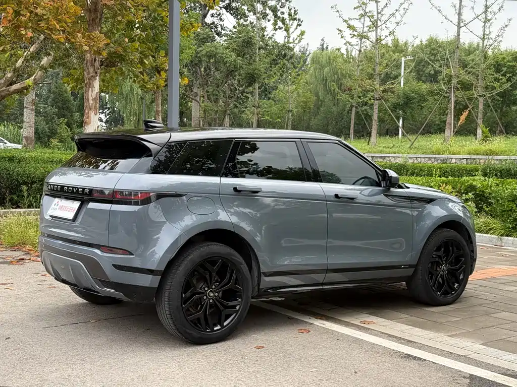 Land Rover Range Rover Evoque 2021 — фото 18