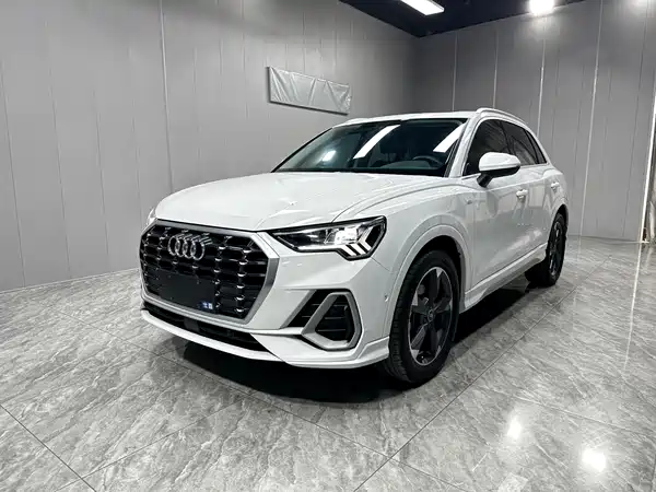 Audi Q3 2022
