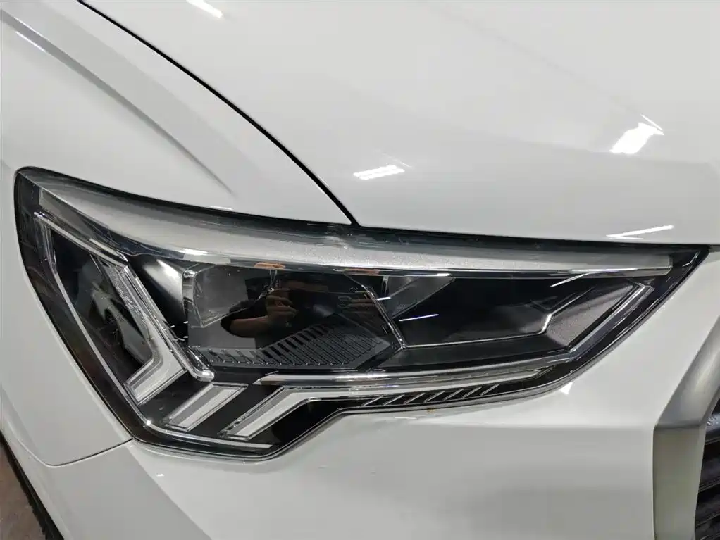 Audi Q3 2019 — фото 13