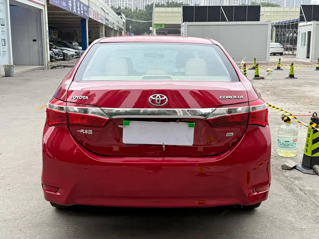 Toyota Corolla 2015 — фото 6