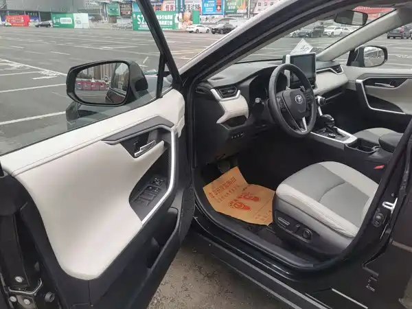 Toyota RAV4 2022