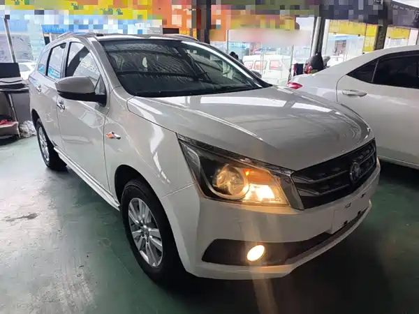 Venucia T70 2017