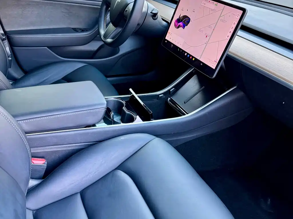 Tesla Model 3 2019 — фото 9