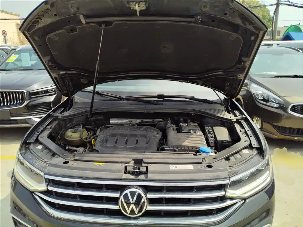 Volkswagen Tiguan L 2021 — фото 16