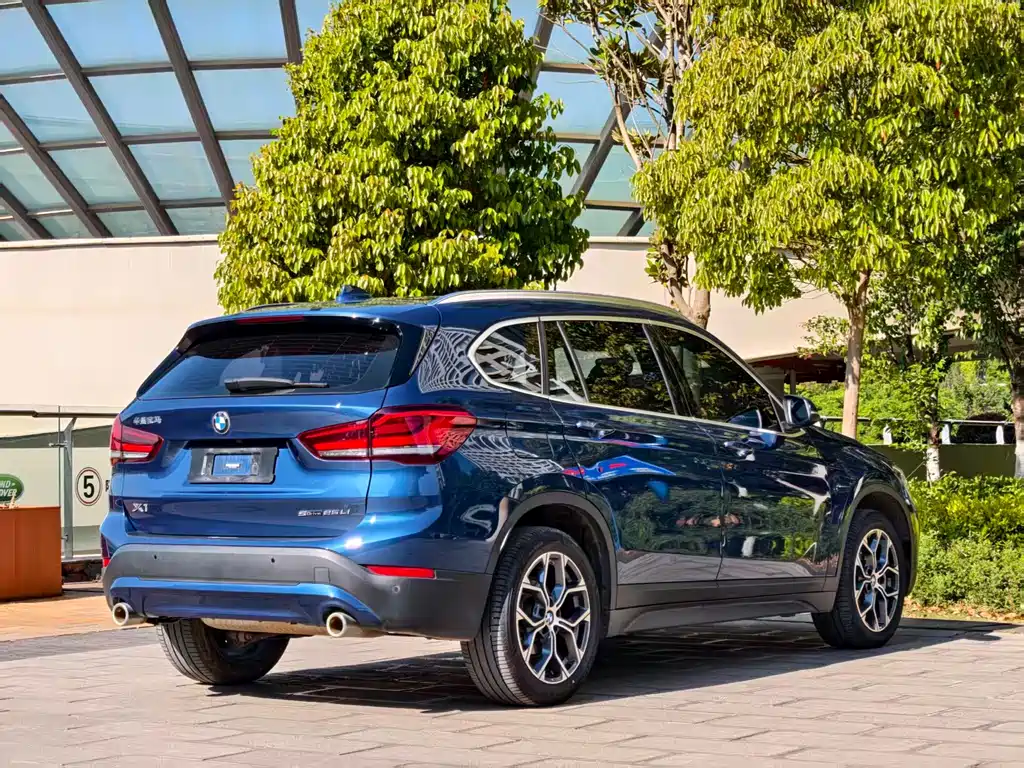 BMW X1 2022 — фото 7