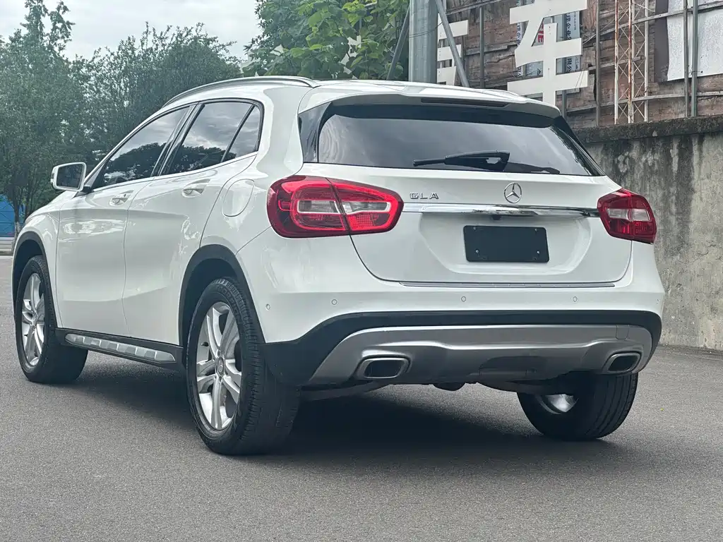 Mercedes-Benz GLA 2016 — фото 9