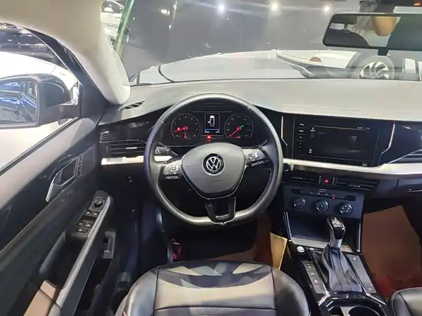 Volkswagen Passat 2021