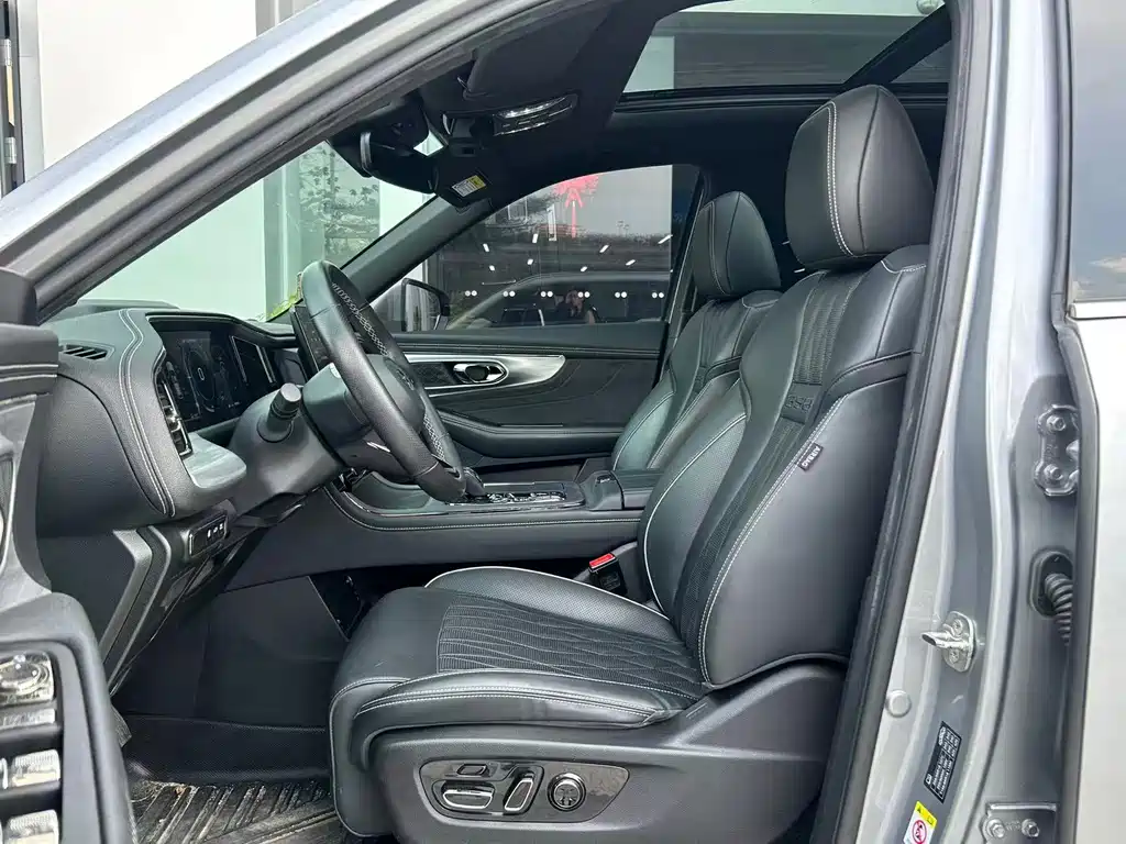 GAC Trumpchi GS8 2022 — фото 7