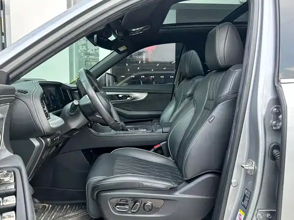 GAC Trumpchi GS8 2022