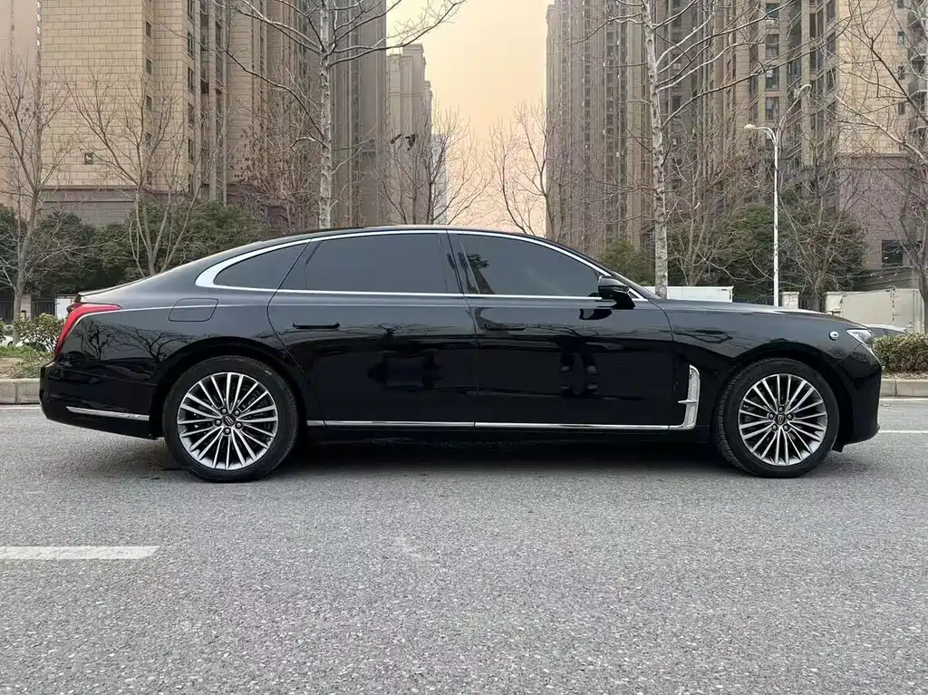 Hongqi H9 2022 — фото 4